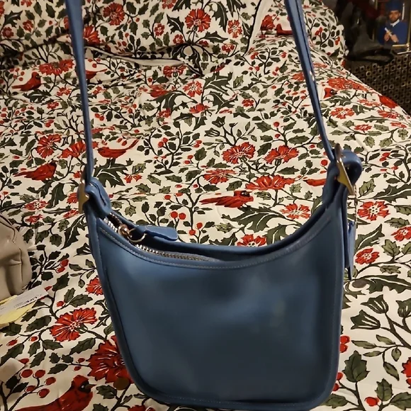 Coach Navy Blue Shoulder Bag - Picture 4 of 10